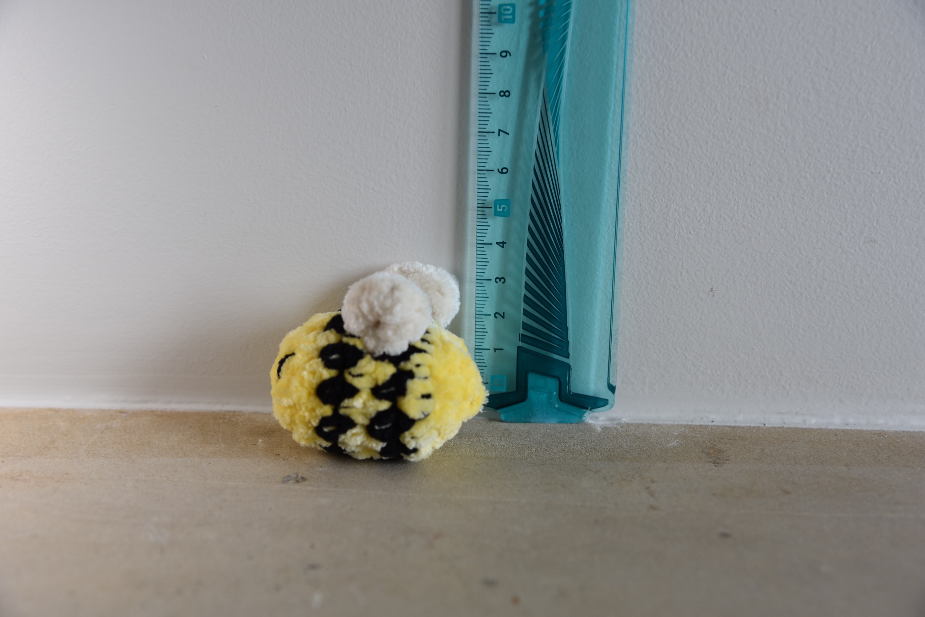 Mini bee
