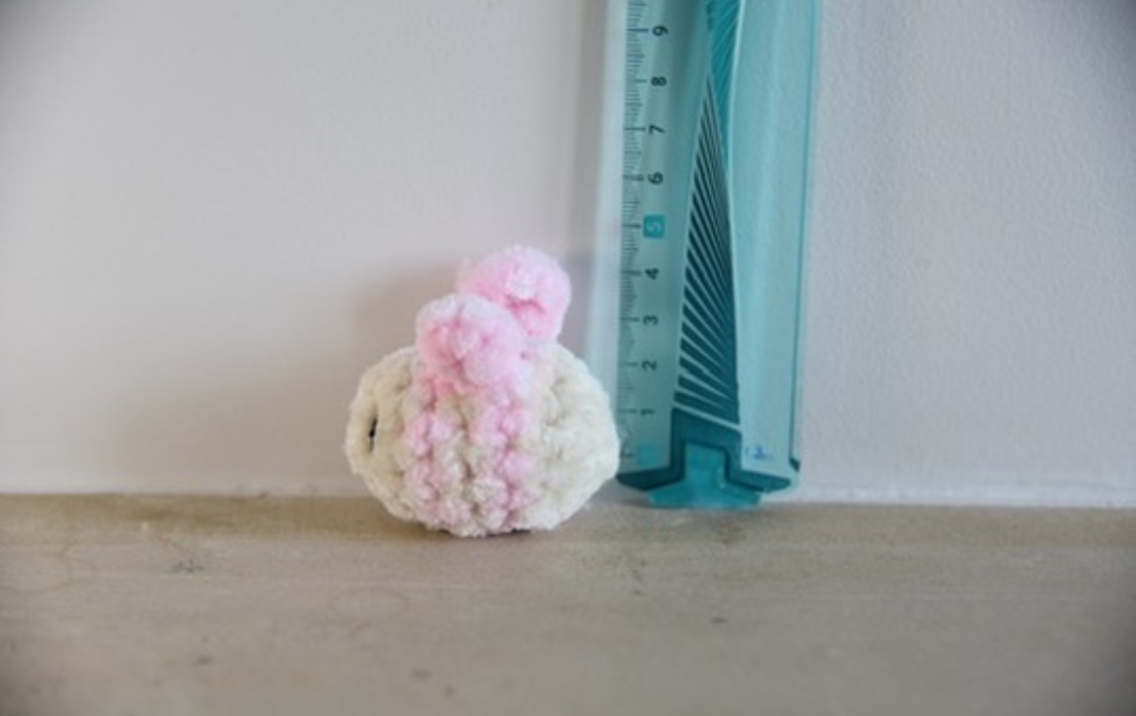 Mini love bee 🐝💗